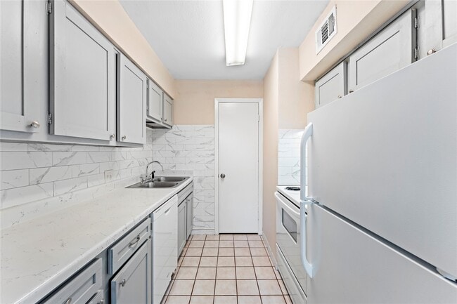 3316 Burke Rd