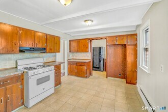 55 Clifton Ave in Waterbury, CT - Building Photo - Building Photo