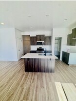 5718 S Weehawken Ln in Saint George, UT - Building Photo