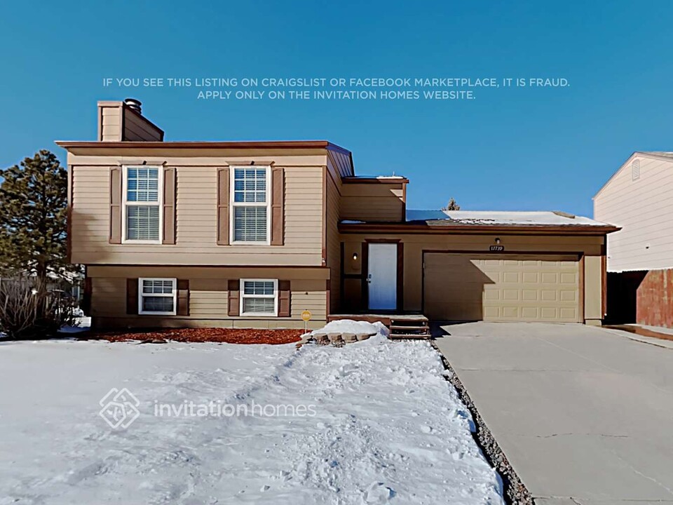 17739 Biscuit Root Dr in Parker, CO - Building Photo