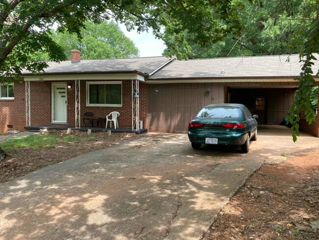 property at 320 Wilson St