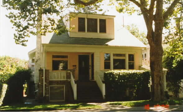1109 39th St in Sacramento, CA - Foto de edificio - Building Photo