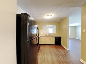 10628 Glenayr Dr in Camby, IN - Foto de edificio - Building Photo