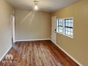 4809 Jo Ann St in Corpus Christi, TX - Foto de edificio - Building Photo