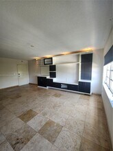 1020 94th St in Bay Harbor Islands, FL - Building Photo - Building Photo