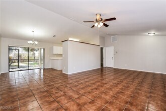 714 SW 10th Terrace in Cape Coral, FL - Building Photo - Building Photo