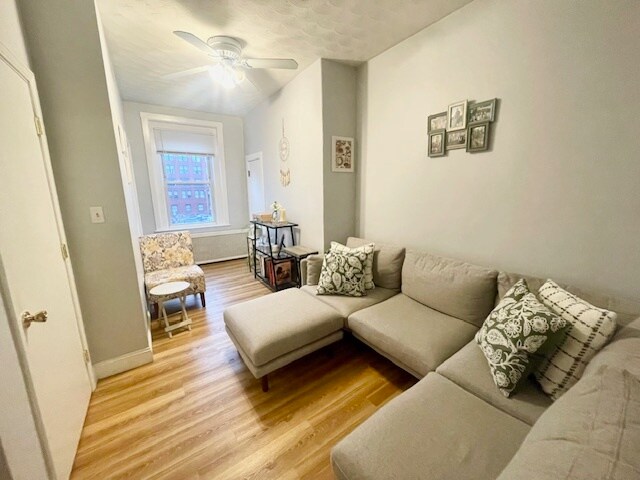 31 Cooper St, Unit APT3 in Boston, MA - Building Photo