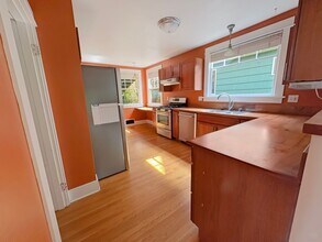 4332 NE 30th Ave in Portland, OR - Building Photo - Building Photo