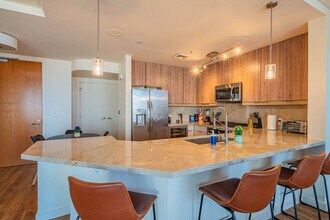 44 W Monroe St in Phoenix, AZ - Building Photo - Building Photo