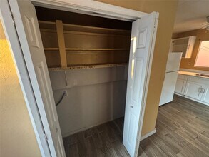 2131 Lincoln St in Hollywood, FL - Building Photo - Building Photo