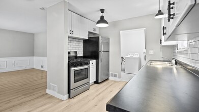 15285 Buck St in Taylor, MI - Building Photo - Building Photo