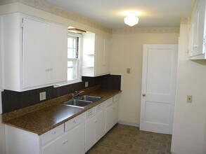 2484 E 38th St in Lorain, OH - Building Photo - Building Photo