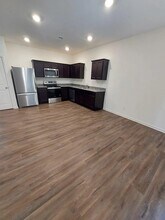 212 Grand Central Wy in Cartersville, GA - Building Photo - Building Photo