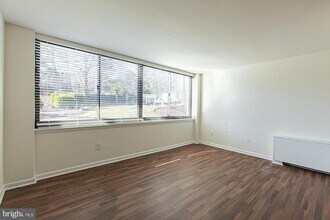 600 Roosevelt Blvd in Falls Church, VA - Building Photo - Building Photo