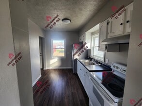 2033 Covert Ave in Evansville, IN - Building Photo - Building Photo