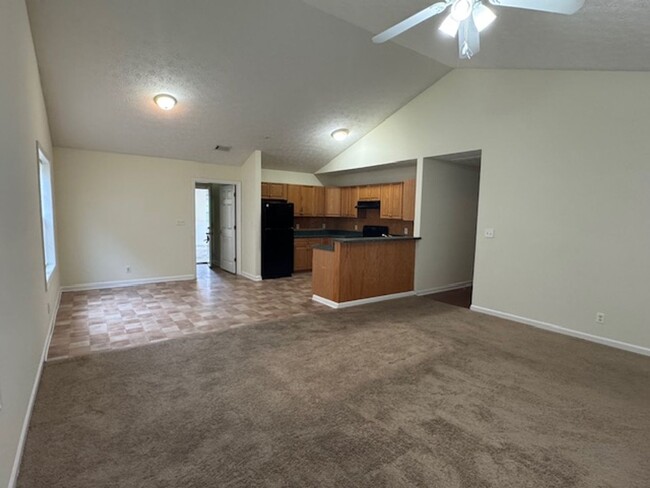 3290 Hogansville Rd in Lagrange, GA - Building Photo - Building Photo