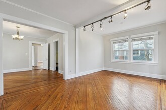 40 Brookfield Rd in Montclair, NJ - Building Photo - Building Photo