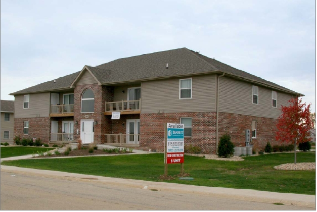 898 Signature St in Bourbonnais, IL - Foto de edificio