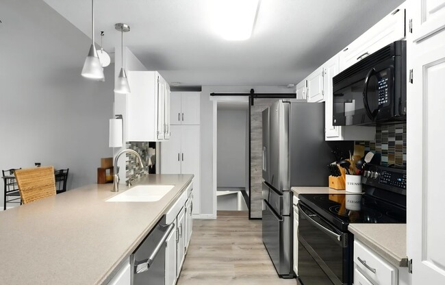 property at 3119 N Bayberry St