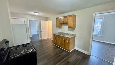 53 Wilbraham Ave in Springfield, MA - Building Photo - Building Photo