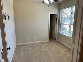 1013 Lake Grove Dr in Little Elm, TX - Building Photo - Building Photo