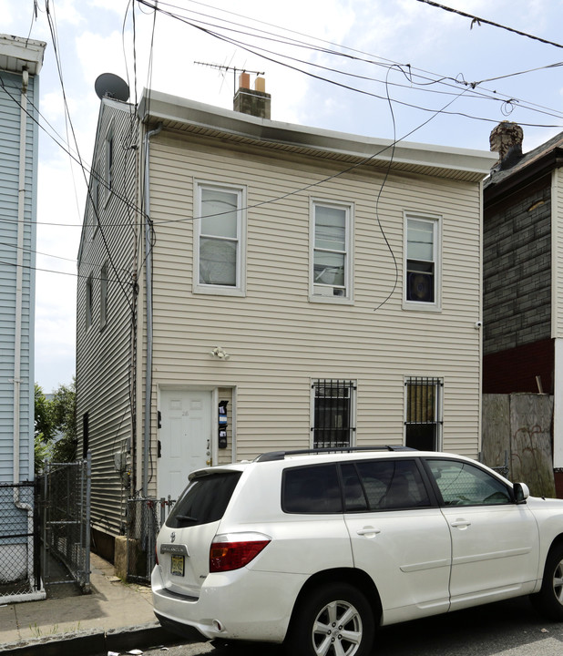 26 Oak St in Paterson, NJ - Foto de edificio