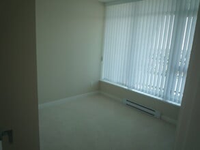 6688 Arcola St in Burnaby, BC - Building Photo - Building Photo