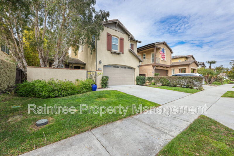 1972 Marcasite Pl in Carlsbad, CA - Building Photo