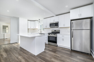 35 Randall Ave in Stamford, CT - Building Photo - Building Photo