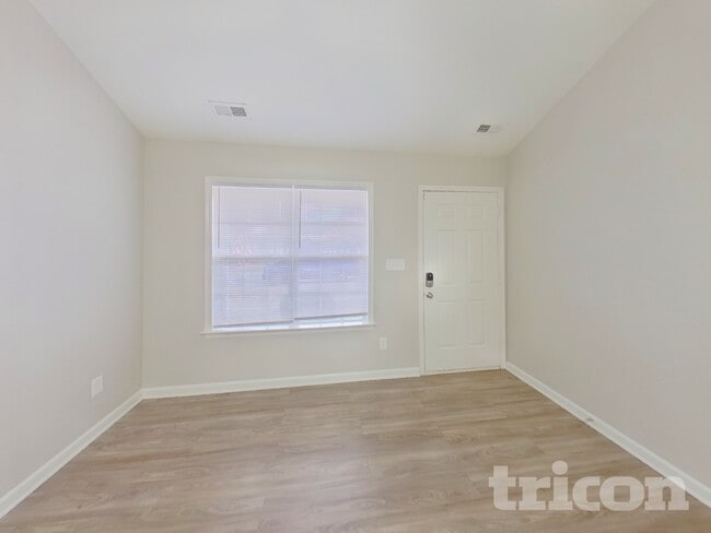 310 Dexter Pl in Monroe, NC - Foto de edificio - Building Photo