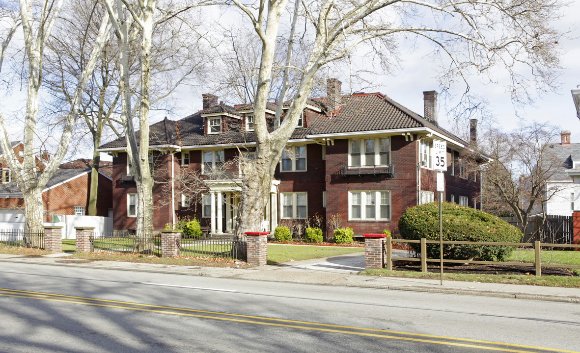 6755 Penn Ave in Pittsburgh, PA - Building Photo