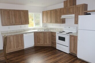 2736 WA-109 in Ocean City, WA - Building Photo - Building Photo