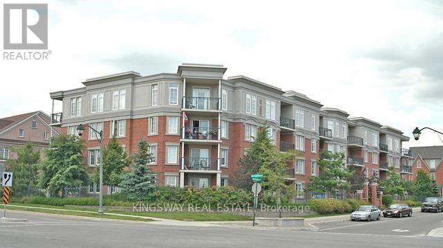 2300 Parkhaven Blvd in Oakville, ON - Building Photo - Building Photo