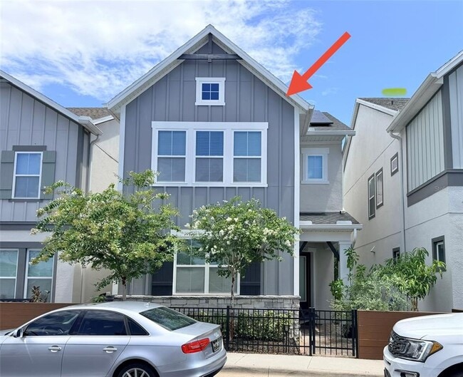 660 Rosewood Way