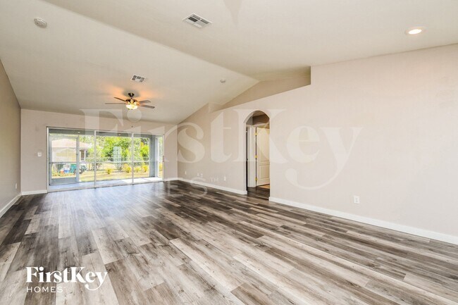 3105 41st St W in Lehigh Acres, FL - Building Photo - Building Photo