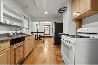 1276 North Ave in Stratford, CT - Building Photo - Building Photo