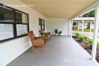 7874 14th Way N in St. Petersburg, FL - Building Photo - Building Photo