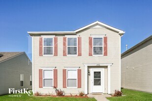 12916 Courage Crossing in Fishers, IN - Building Photo