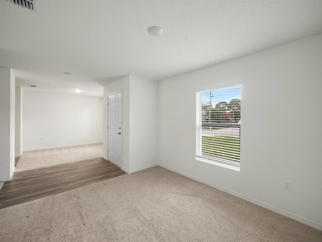 544 SE Whitmore Dr in Port St. Lucie, FL - Building Photo - Building Photo