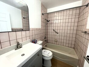 1385 Pacific Ave in San Francisco, CA - Building Photo - Building Photo