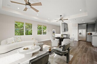 1441 Kemp Hills Dr in Austin, TX - Building Photo - Building Photo