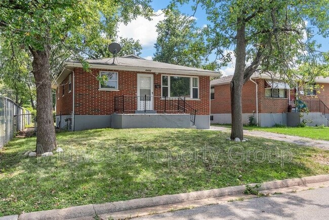 property at 4452 Eminence Blvd