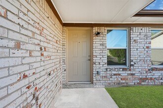 1803 Flamingo Dr in League City, TX - Building Photo - Building Photo