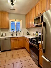 7535 York Dr, Unit 2 in Clayton, MO - Foto de edificio - Building Photo