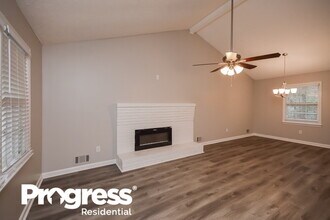 2621 Laurel Woods Ln SE in Conyers, GA - Building Photo - Building Photo
