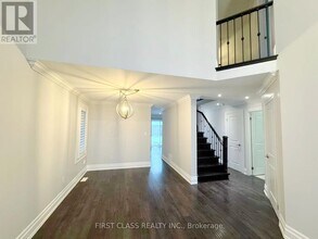 56 Moorland Crescent in Hamilton, ON - Building Photo - Building Photo