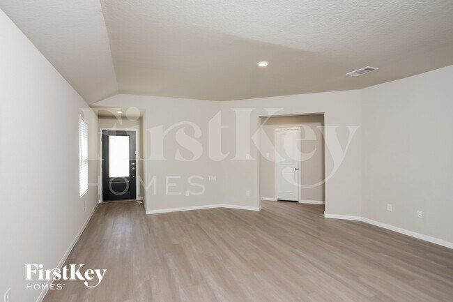 1826 Morse Way in San Antonio, TX - Building Photo - Building Photo