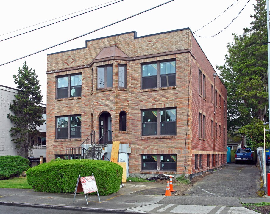 Alchemy Apartments in Seattle, WA - Foto de edificio