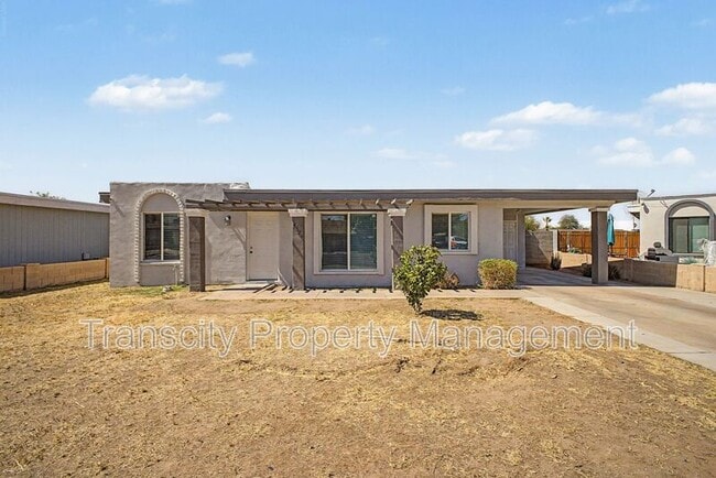 property at 4328 E Saint Catherine Ave