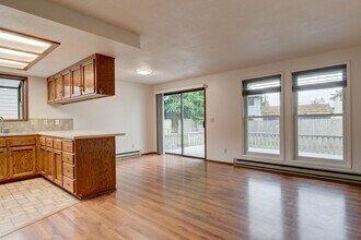 535 NW 7th Ave in Oak Harbor, WA - Building Photo - Building Photo